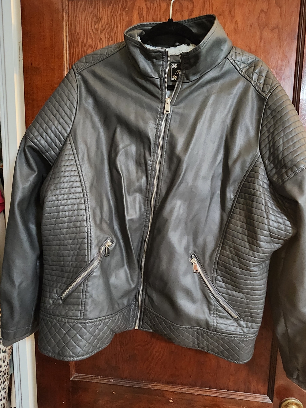 NWOT Royalty For Me Grey Faux Leather Quilted Moto Jacket - Size 3x